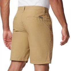 Columbia Washed Out 8in Short - Men's -Men's Outdoor Gear CRO D4 1