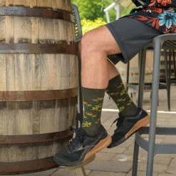 Darn Tough Paradise Crew Lightweight Sock -Men's Outdoor Gear FOR D3 1