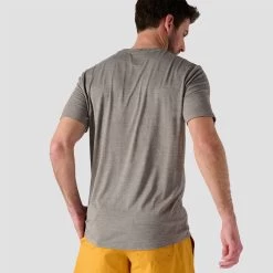 Destination Pocket T-Shirt - Men's -Men's Outdoor Gear STEGRA D5